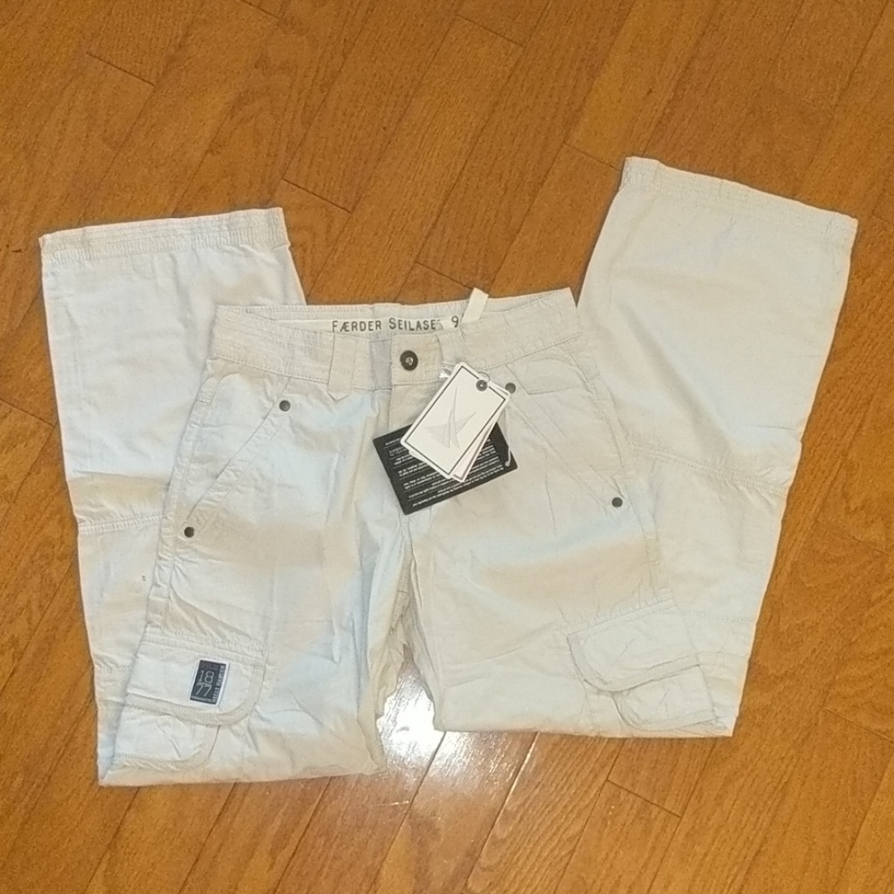 Helly Hansen Nwt Cargo Pants - image 1